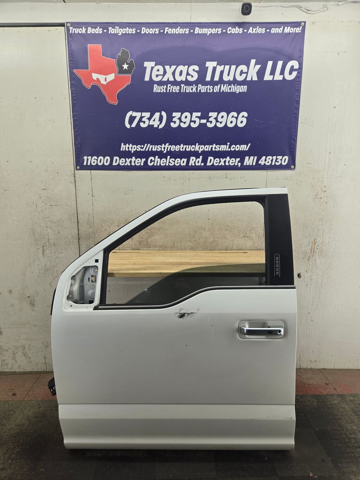 2015-2022 Ford F150 / Super Duty Driver Front Door LH F250 F350 F450 F550