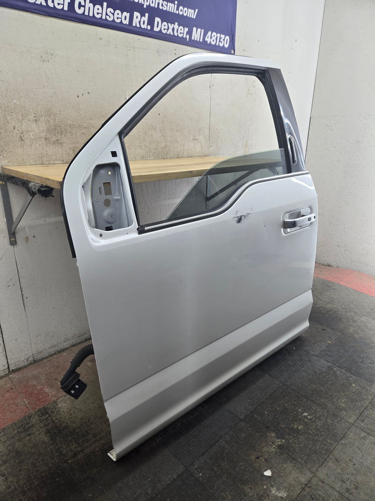 2015-2022 Ford F150 / Super Duty Driver Front Door LH F250 F350 F450 F550