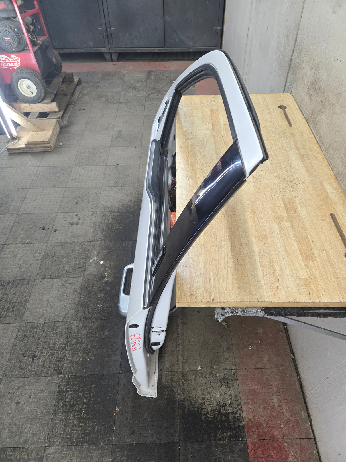 2015-2022 Ford F150 / Super Duty Driver Front Door LH F250 F350 F450 F550