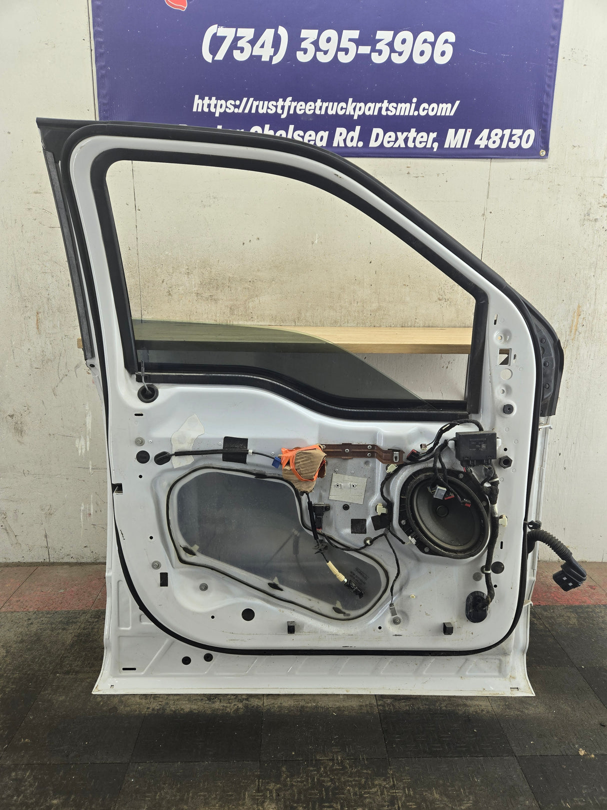 2015-2022 Ford F150 / Super Duty Driver Front Door LH F250 F350 F450 F550