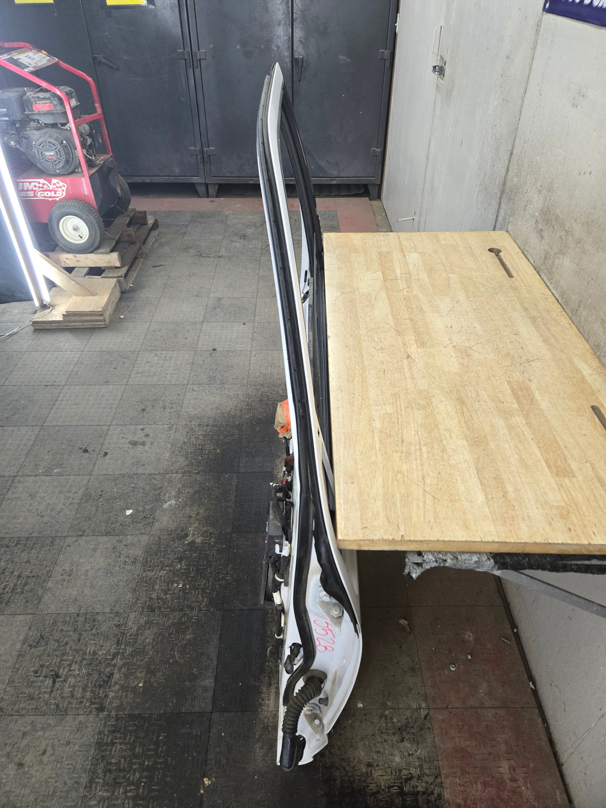 2015-2022 Ford F150 / Super Duty Driver Front Door LH F250 F350 F450 F550