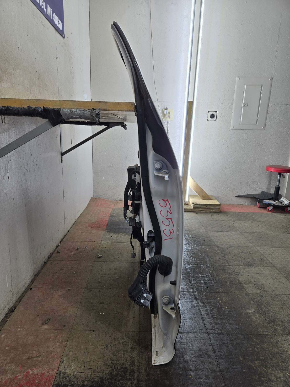 2015-2022 Ford F150 / Super Duty Driver Front Door LH F250 F350 F450 F550