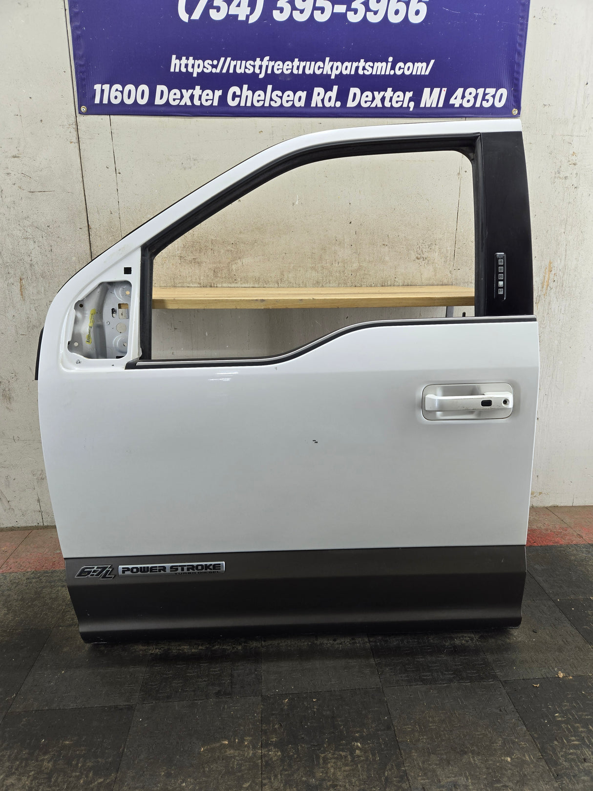 2015-2022 Ford F150 / Super Duty Driver Front Door LH F250 F350 F450 F550