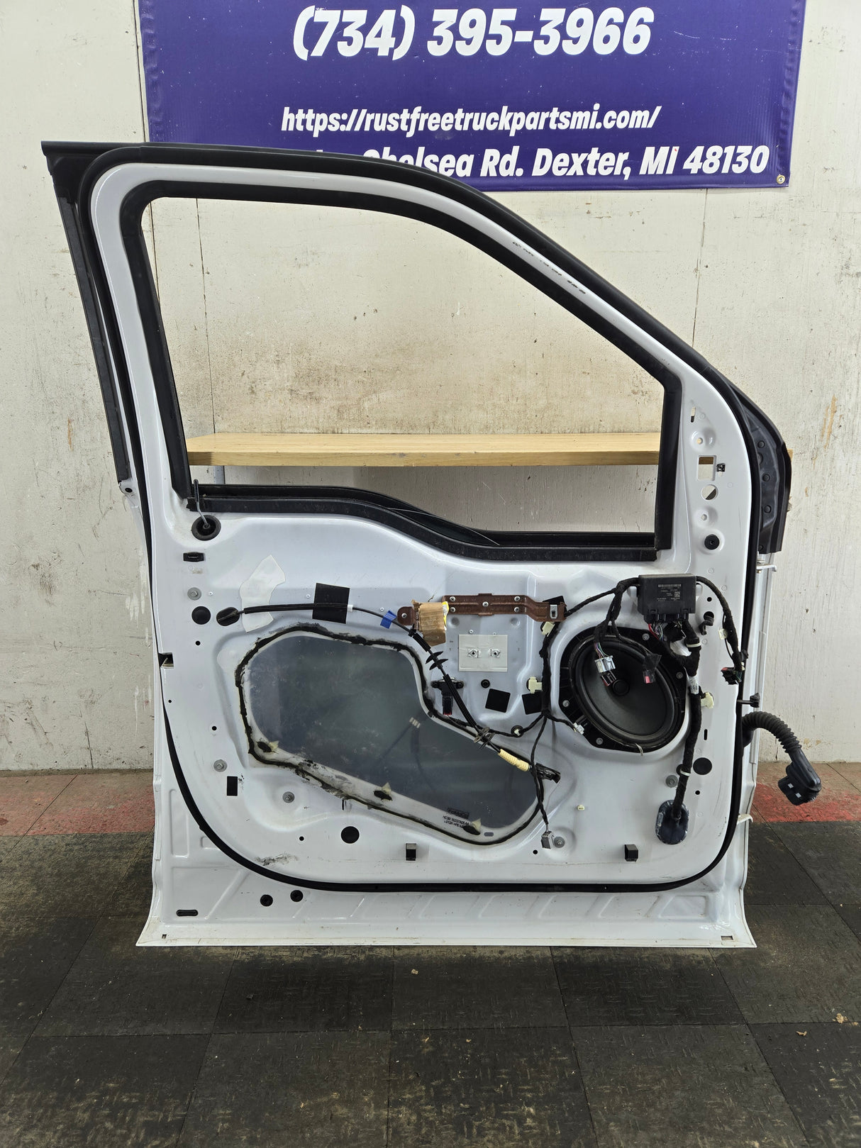 2015-2022 Ford F150 / Super Duty Driver Front Door LH F250 F350 F450 F550