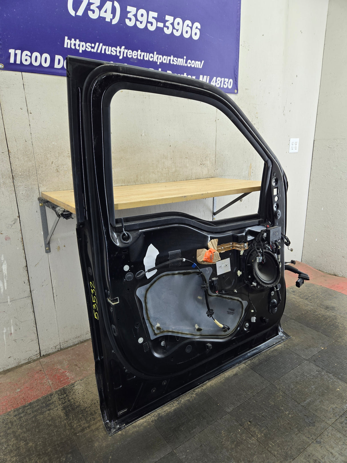 2015-2022 Ford F150 / Super Duty Driver Front Door LH F250 F350 F450 F550