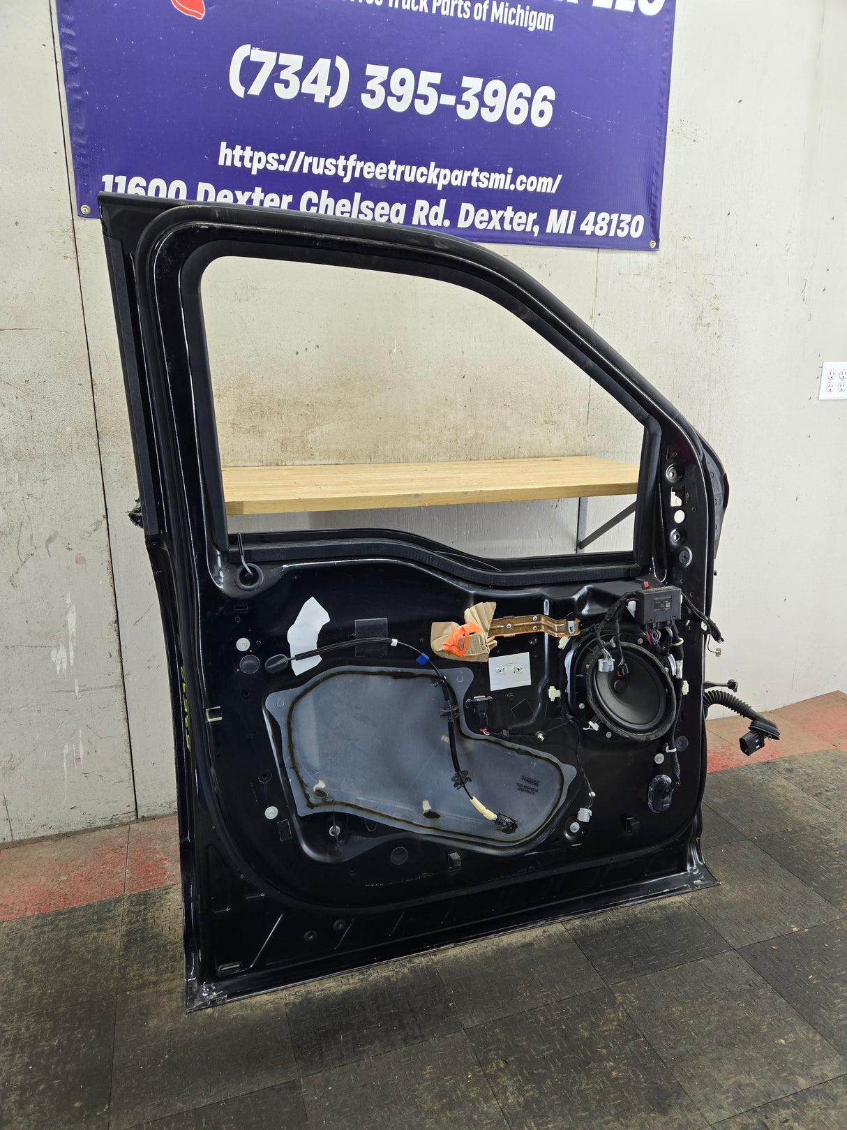 2015-2022 Ford F150 / Super Duty Driver Front Door LH F250 F350 F450 F550