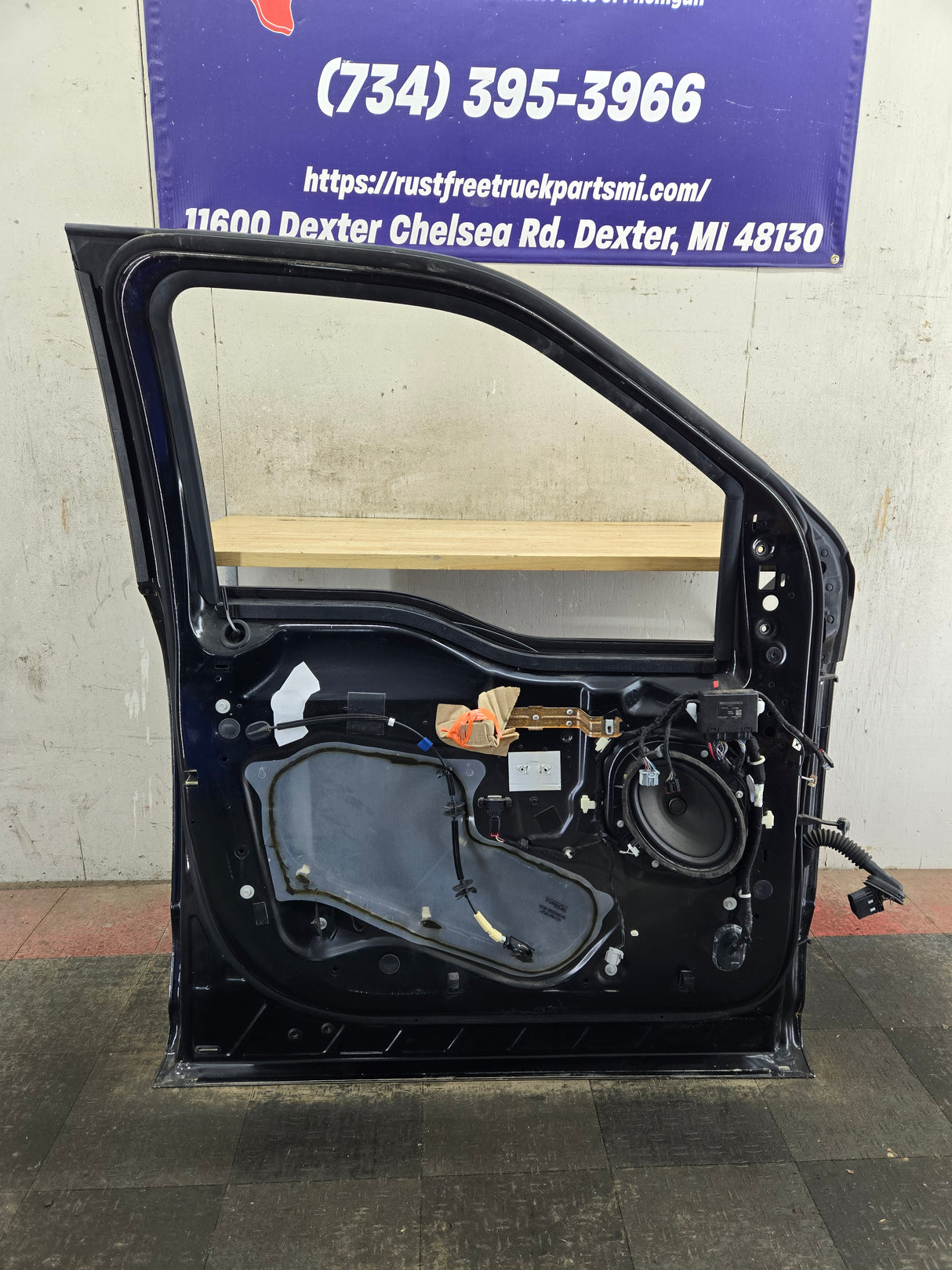 2015-2022 Ford F150 / Super Duty Driver Front Door LH F250 F350 F450 F550