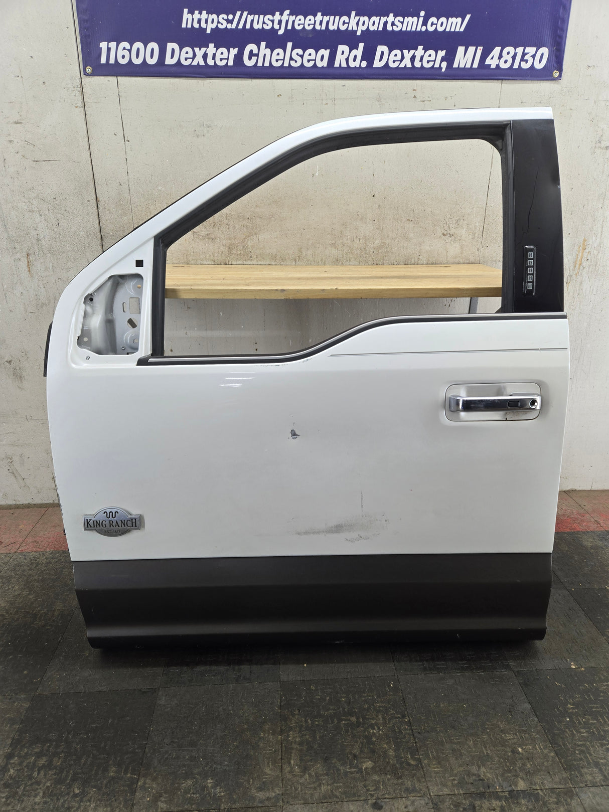 2015-2022 Ford F150 / Super Duty Driver Front Door LH F250 F350 F450 F550