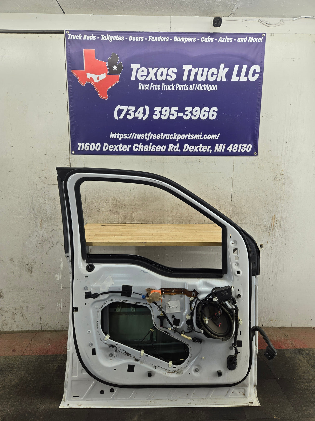 2015-2022 Ford F150 / Super Duty Driver Front Door LH F250 F350 F450 F550