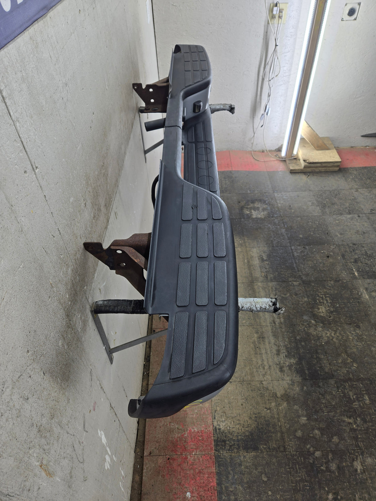 1999-2007 Chevrolet Silverado / GMC Sierra 2500 3500 HD Rear Bumper With Park Sensors