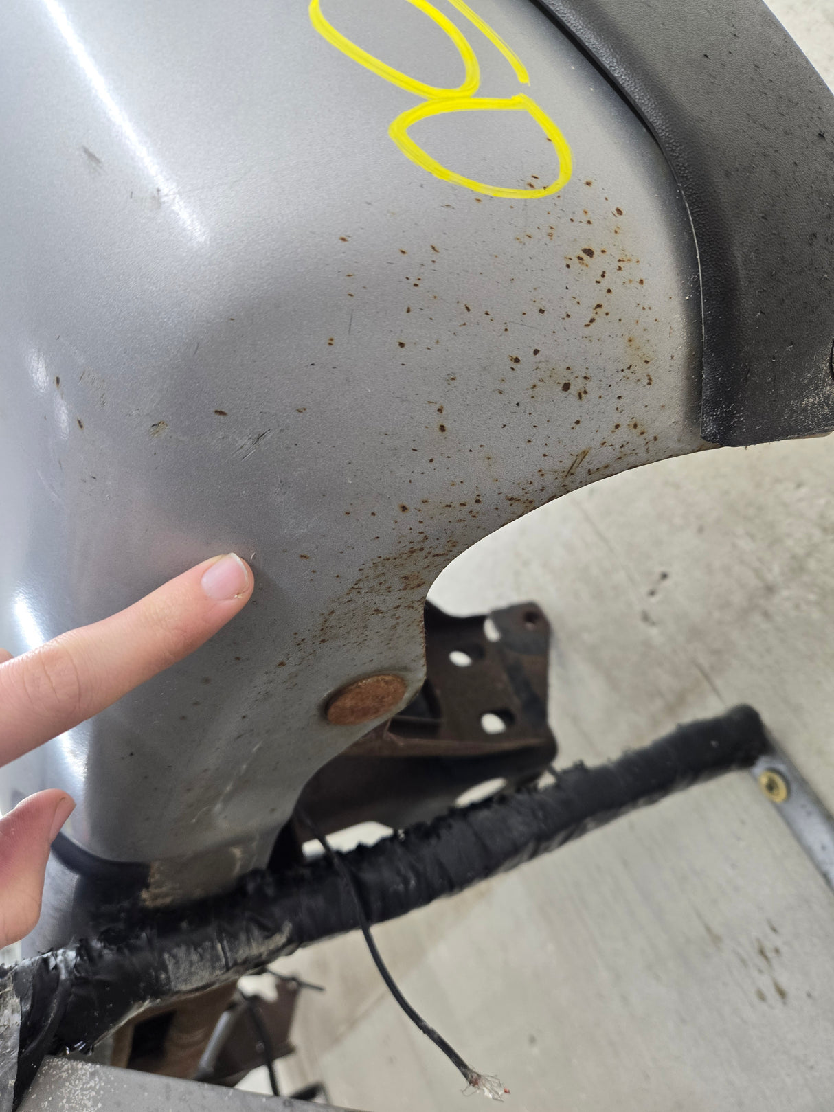 1999-2007 Chevrolet Silverado / GMC Sierra 2500 3500 HD Rear Bumper With Park Sensors