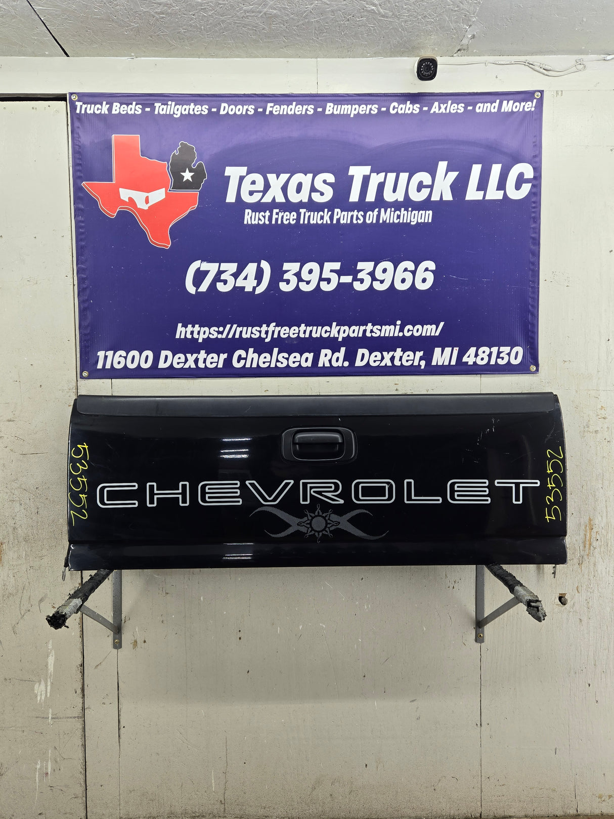 1999-2007 Chevrolet Silverado / GMC Sierra 1500 2500 3500 Tailgate
