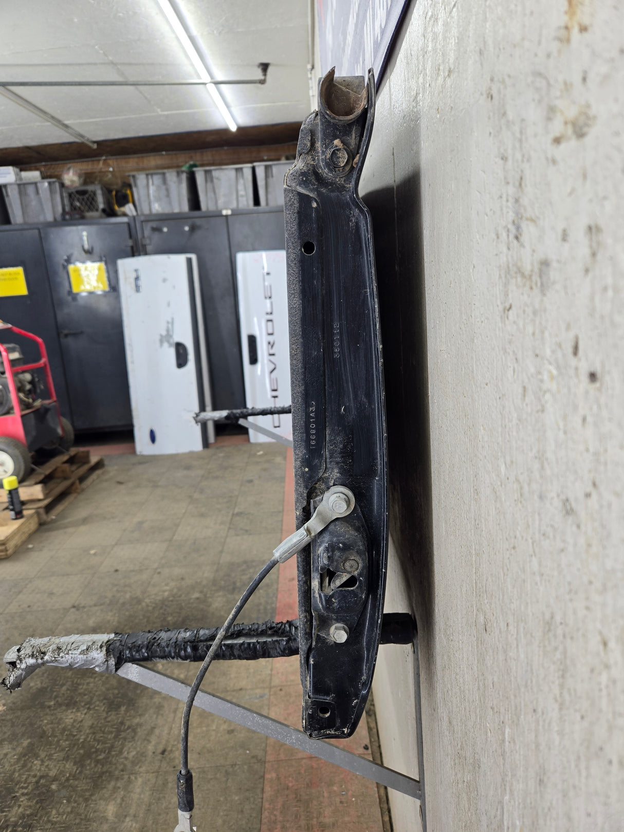 1999-2007 Chevrolet Silverado / GMC Sierra 1500 2500 3500 Tailgate