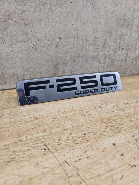 2008-2010 Ford Super Duty F250 Fender Badge Emblem Driver or Passenger Side