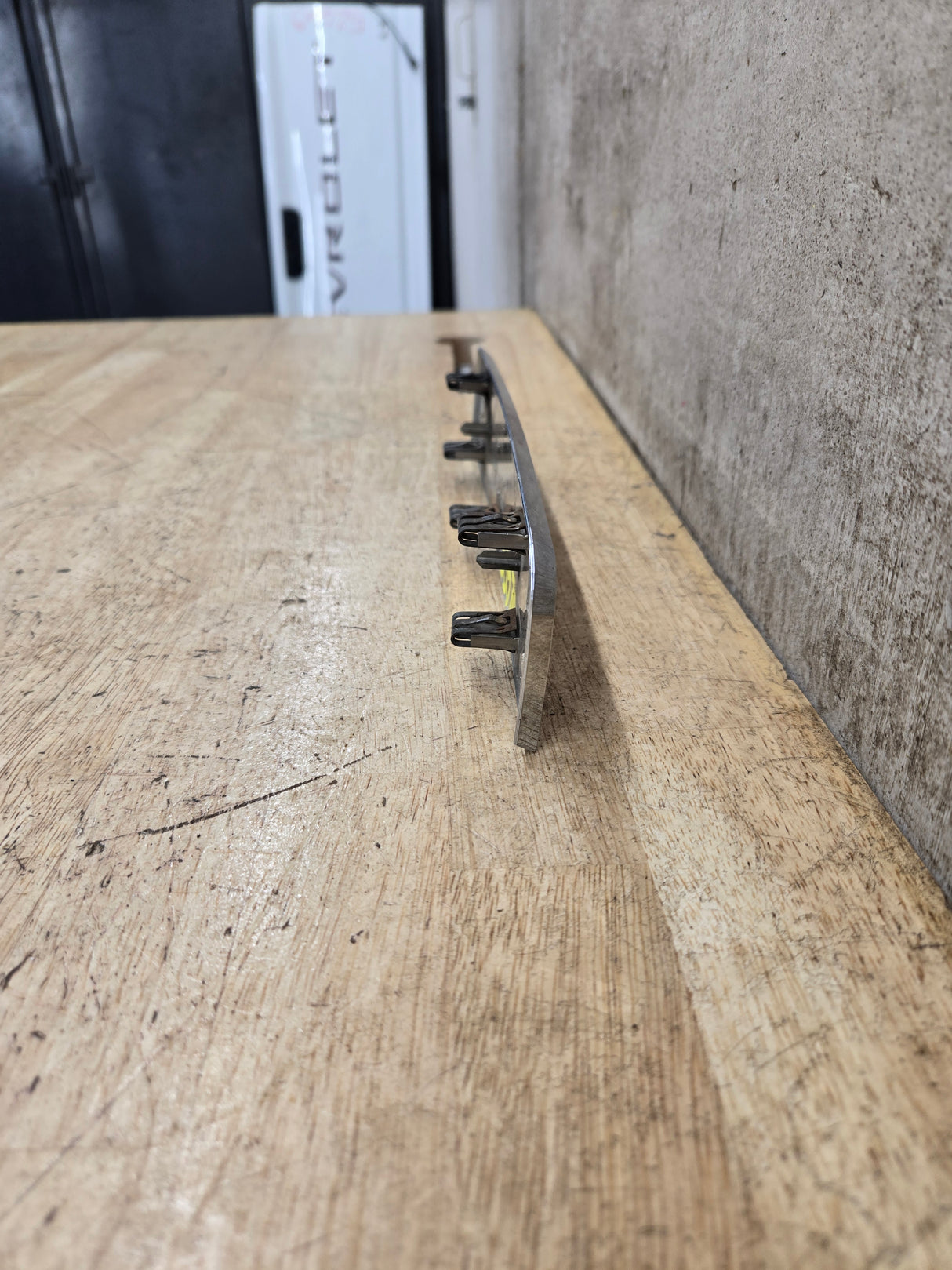 2008-2010 Ford Super Duty F250 Fender Badge Emblem Driver or Passenger Side