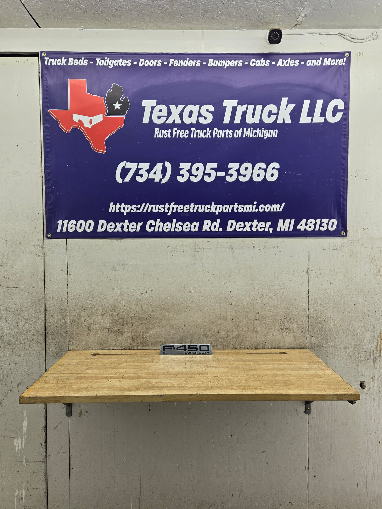 2008-2010 Ford Super Duty F450 Fender Badge Emblem Driver or Passenger Side