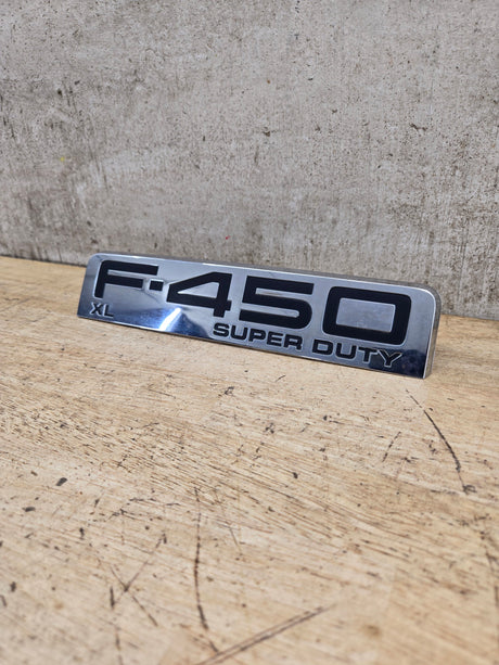 2008-2010 Ford Super Duty F450 Fender Badge Emblem Driver or Passenger Side