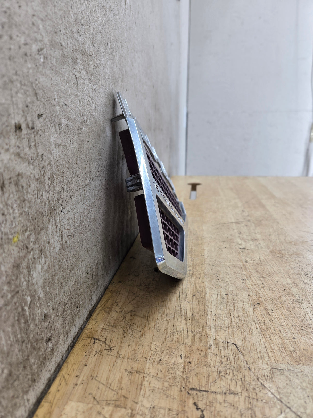 2008-2010 Ford Super Duty Fender Badge Emblem Passenger Side Power Stroke F250 F350 F450 F550