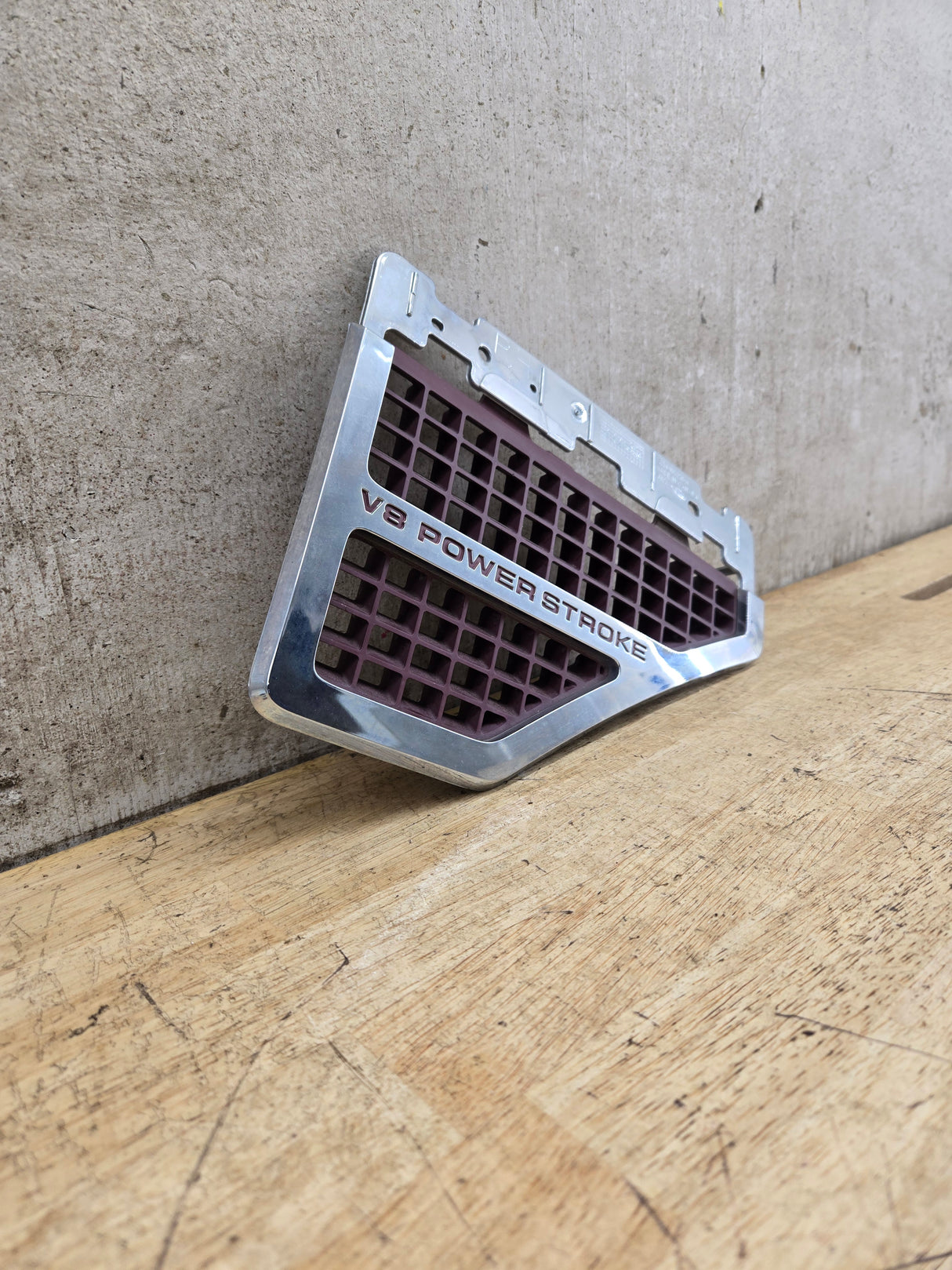 2008-2010 Ford Super Duty Fender Badge Emblem Passenger Side Power Stroke F250 F350 F450 F550