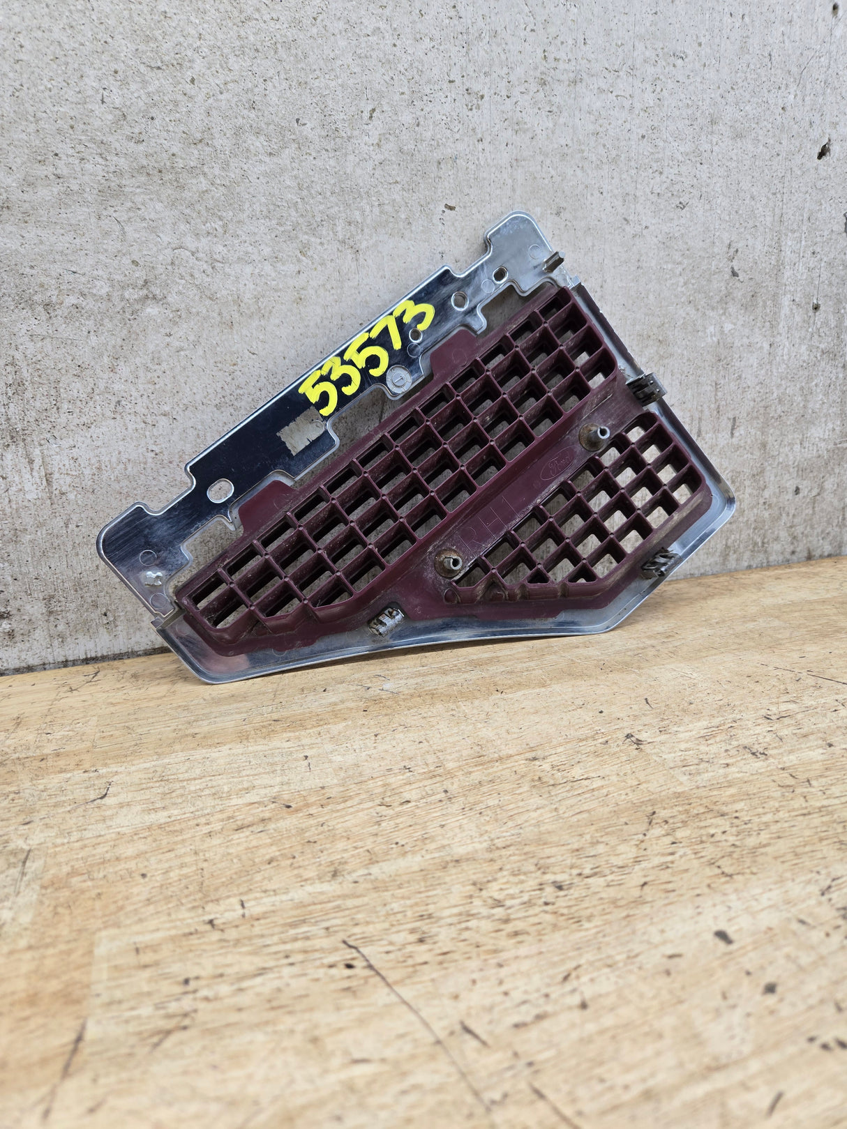 2008-2010 Ford Super Duty Fender Badge Emblem Passenger Side Power Stroke F250 F350 F450 F550