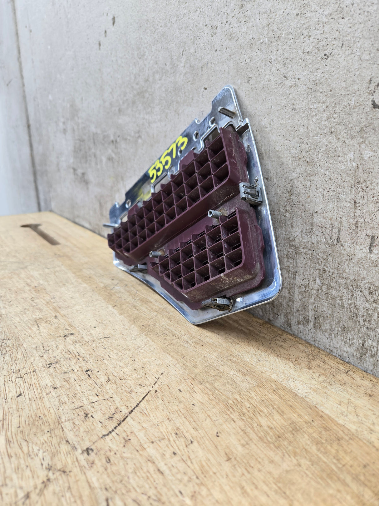 2008-2010 Ford Super Duty Fender Badge Emblem Passenger Side Power Stroke F250 F350 F450 F550