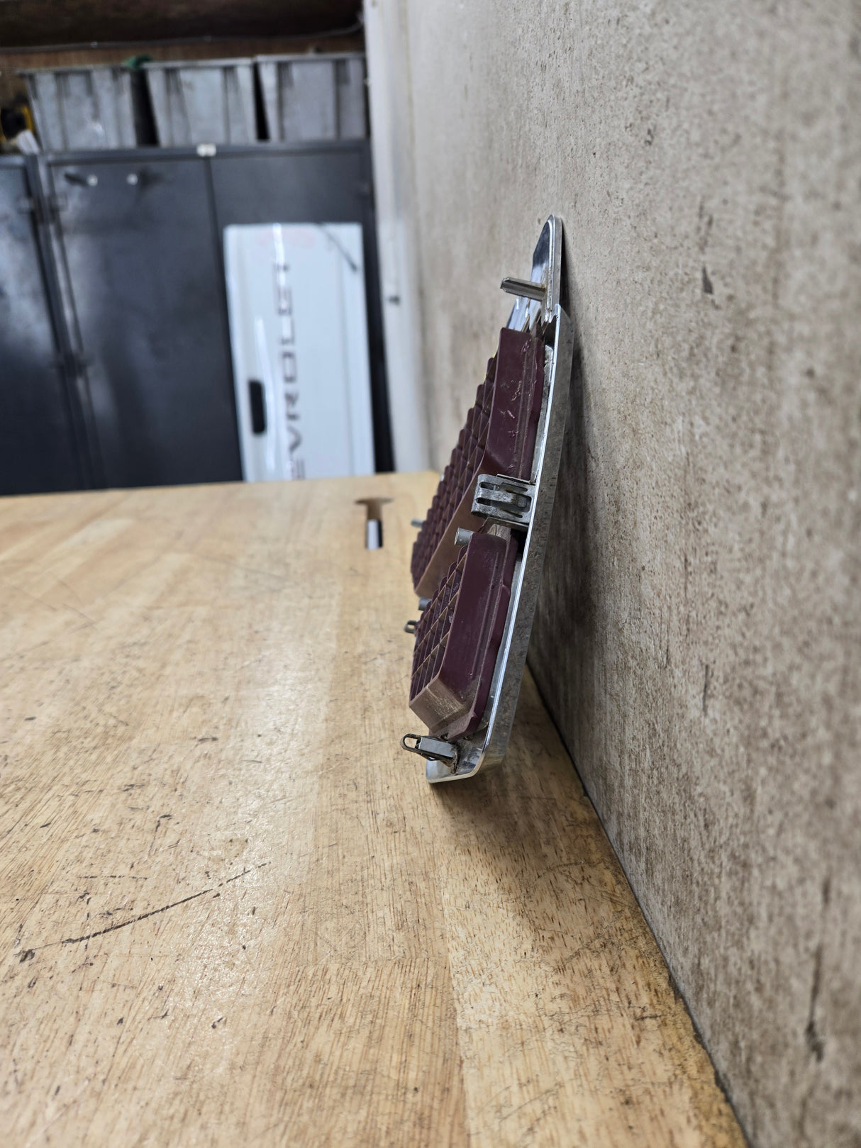 2008-2010 Ford Super Duty Fender Badge Emblem Passenger Side Power Stroke F250 F350 F450 F550