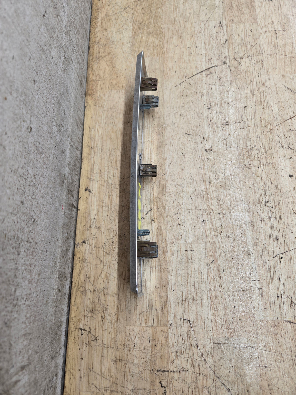 2008-2010 Ford Super Duty F450 Fender Badge Emblem Driver or Passenger Side