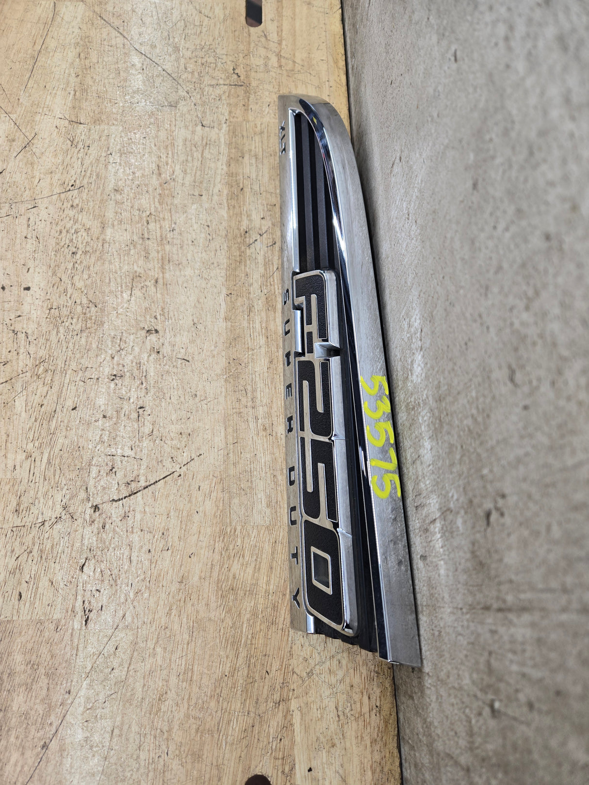 2011-2016 Ford Super Duty F250 Fender Badge Emblem Driver side LH