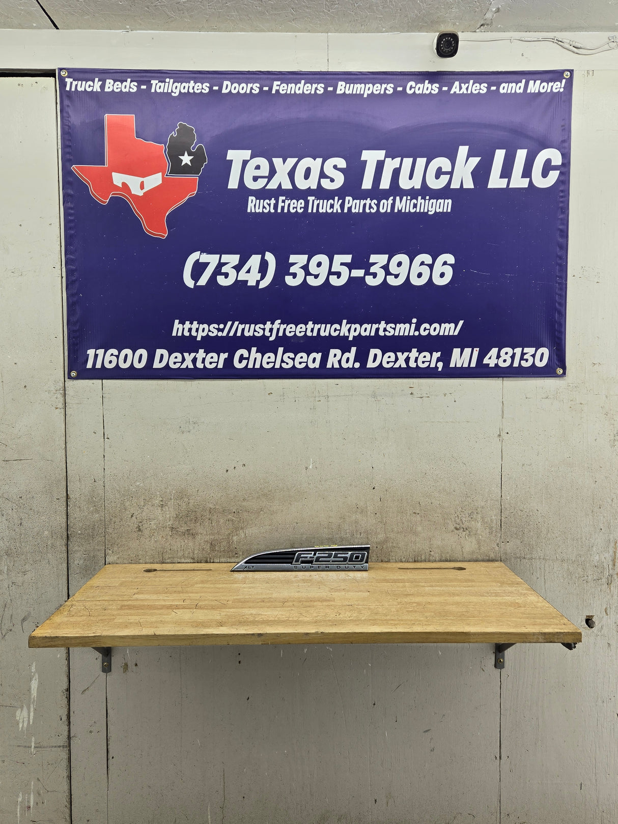 2011-2016 Ford Super Duty F250 Fender Badge Emblem Driver side LH