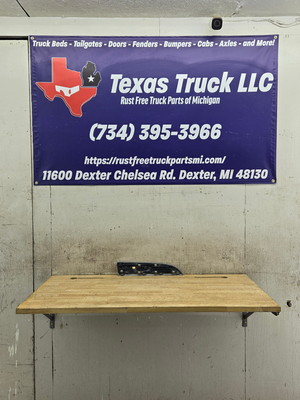 2011-2016 Ford Super Duty F250 Fender Badge Emblem Driver side LH