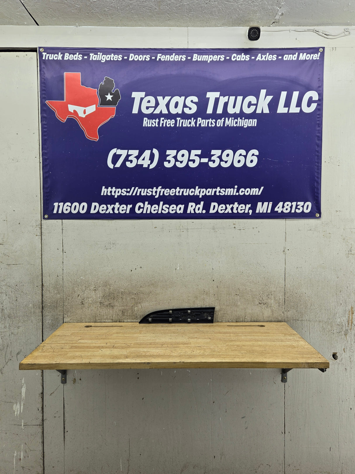 2011-2016 Ford Super Duty F250 Fender Badge Emblem Passenger side RH