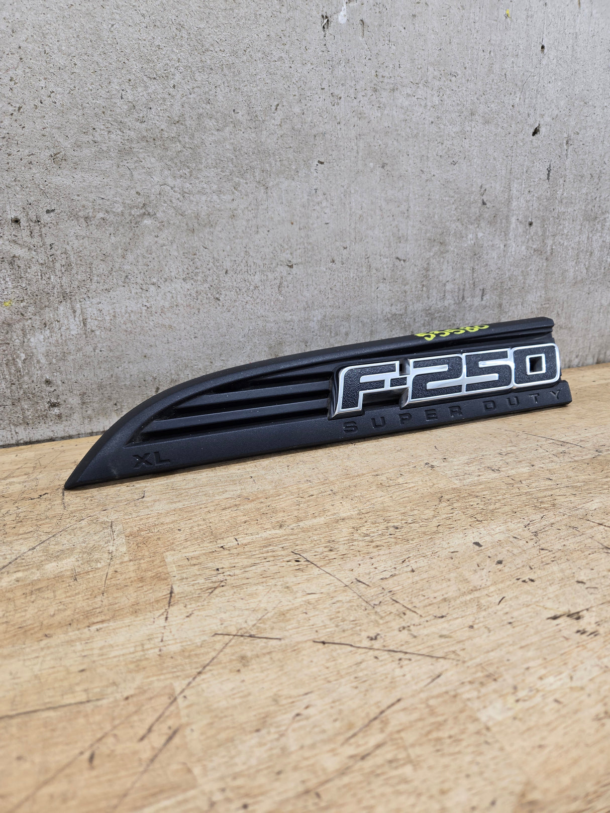 2011-2016 Ford Super Duty F250 Fender Badge Emblem Driver side LH