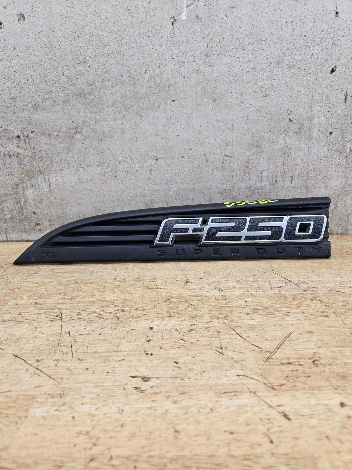 2011-2016 Ford Super Duty F250 Fender Badge Emblem Driver side LH