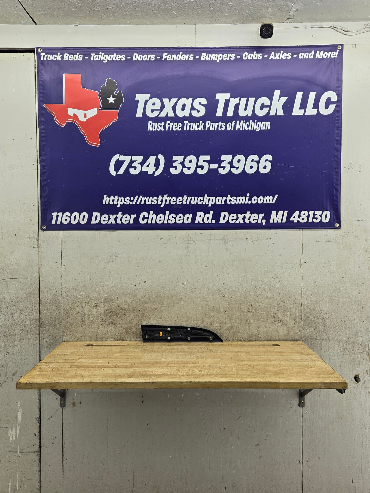 2011-2016 Ford Super Duty F250 Fender Badge Emblem Driver side LH