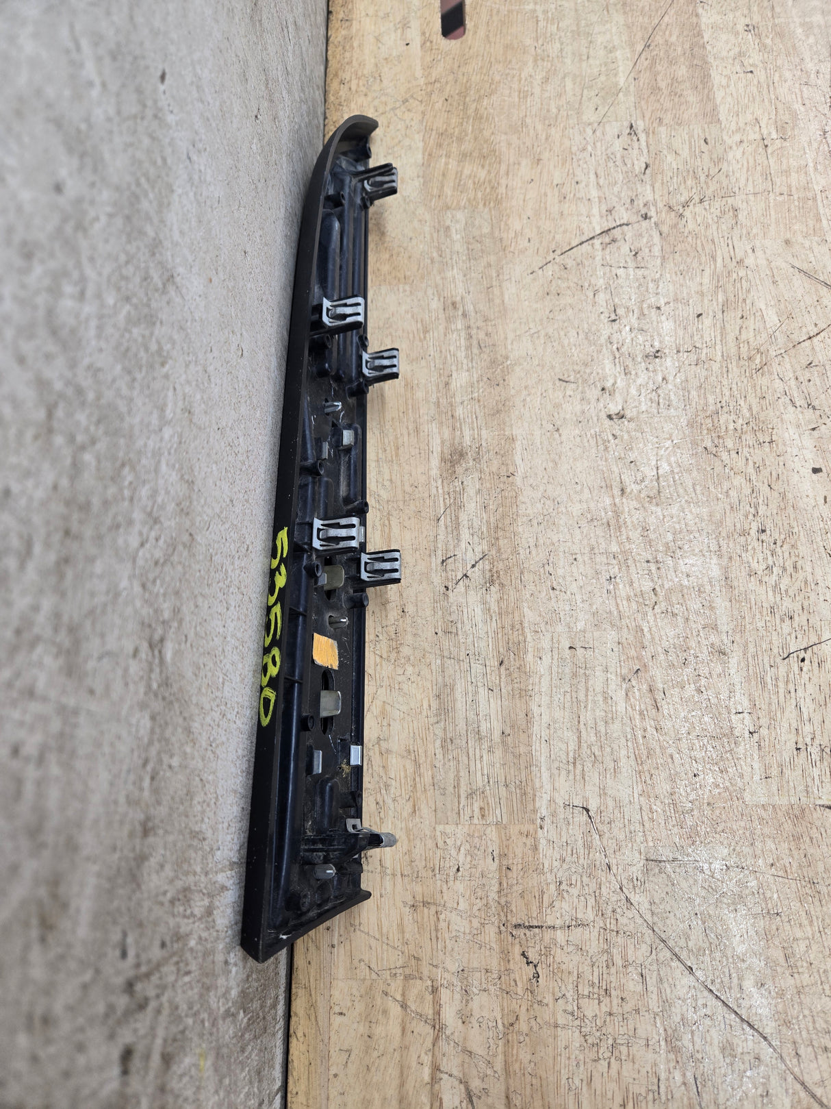 2011-2016 Ford Super Duty F250 Fender Badge Emblem Driver side LH