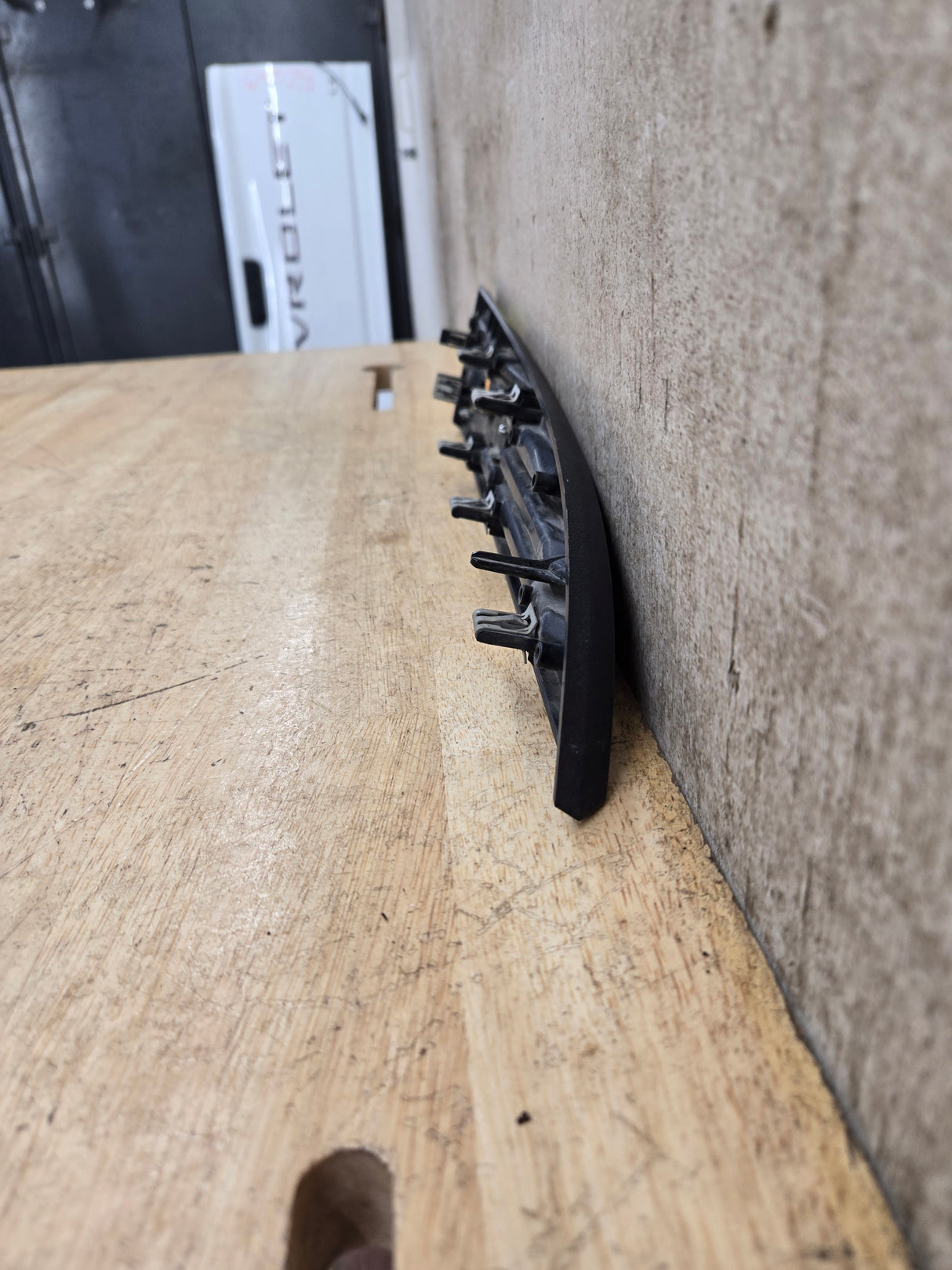 2011-2016 Ford Super Duty F250 Fender Badge Emblem Driver side LH