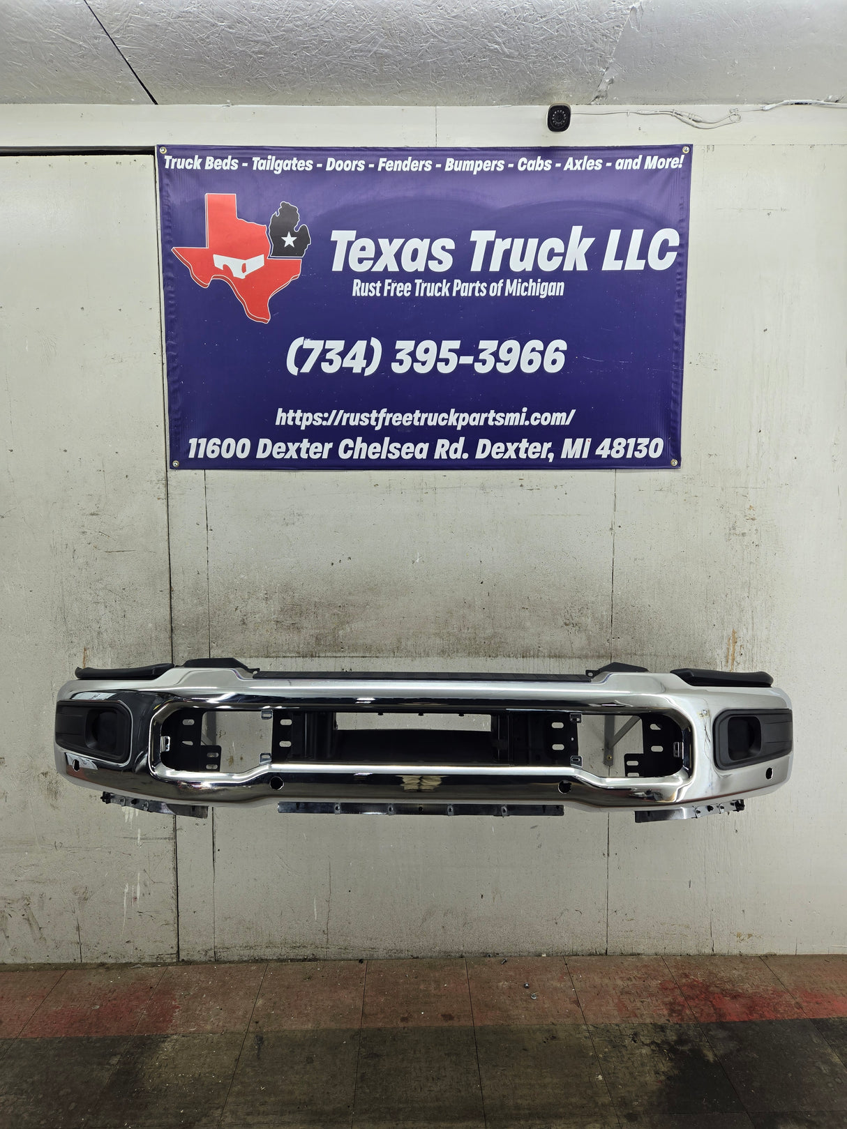 2023-2025 Ford Super Duty F250 F350 Front Bumper With Park Aid Sensor Holes