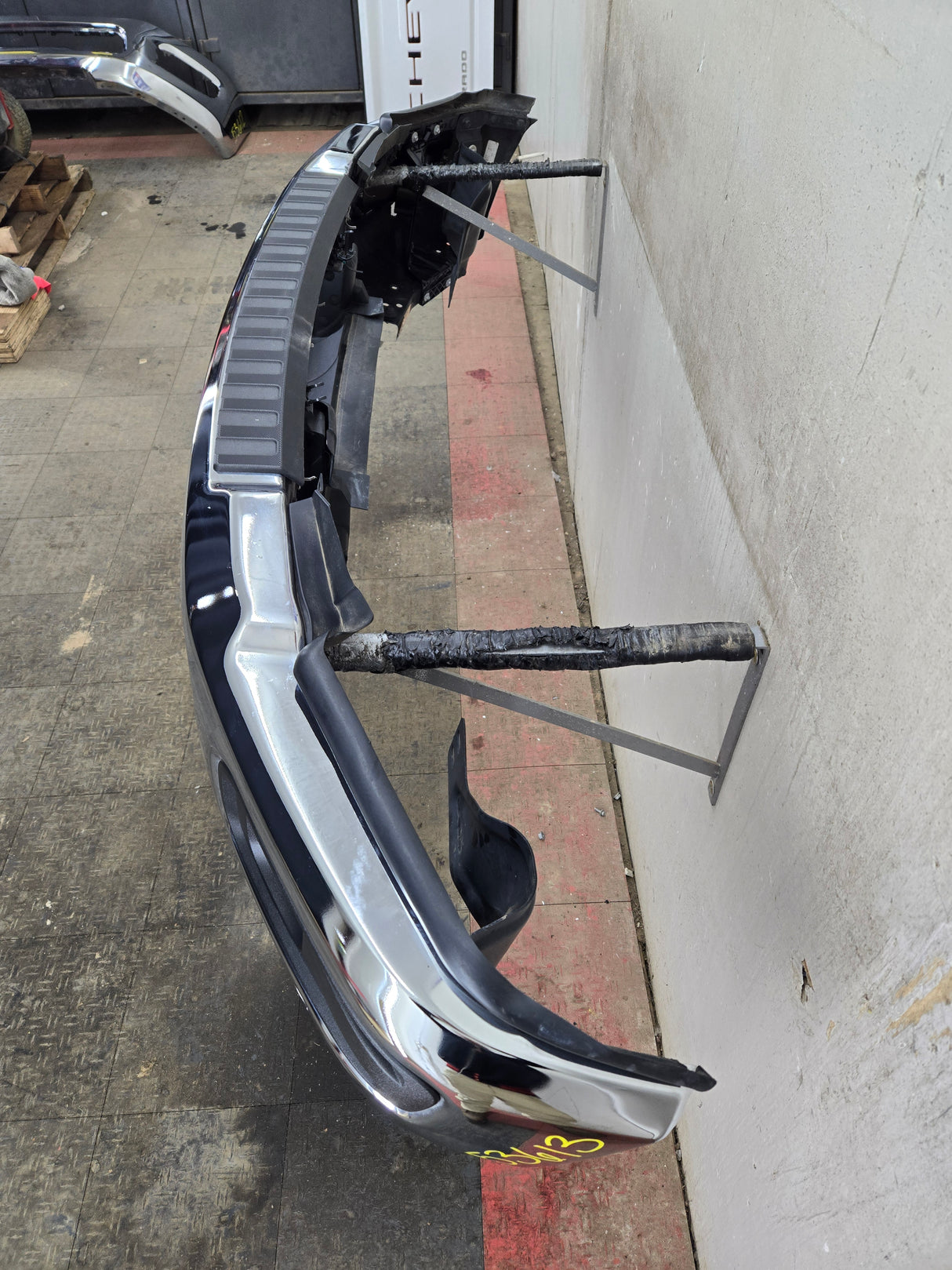 2023-2025 Ford Super Duty F250 F350 Front Bumper With Park Aid Sensor Holes