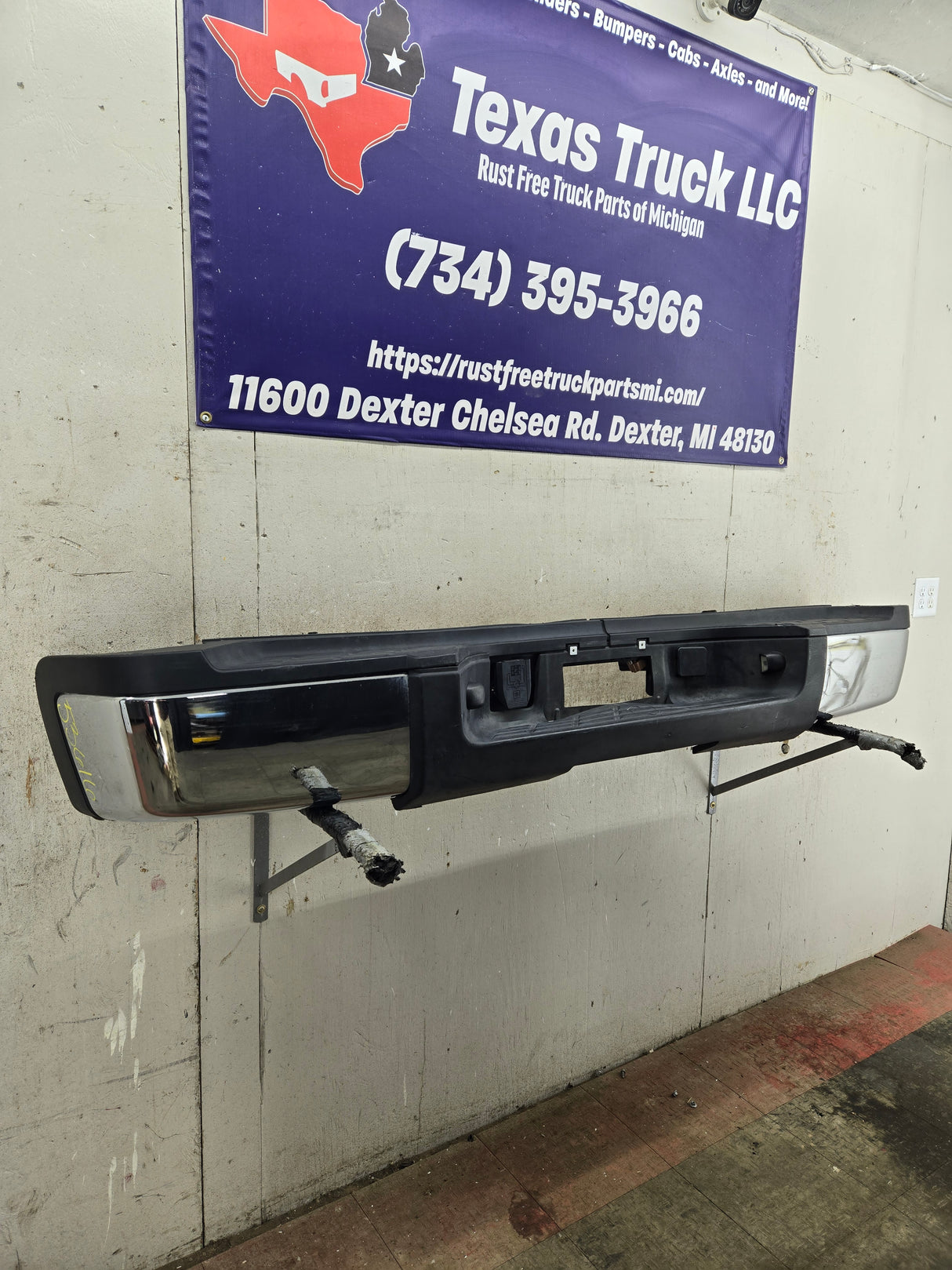 2011-2014 Chevrolet Silverado / GMC Sierra 2500 3500 HD Rear Bumper