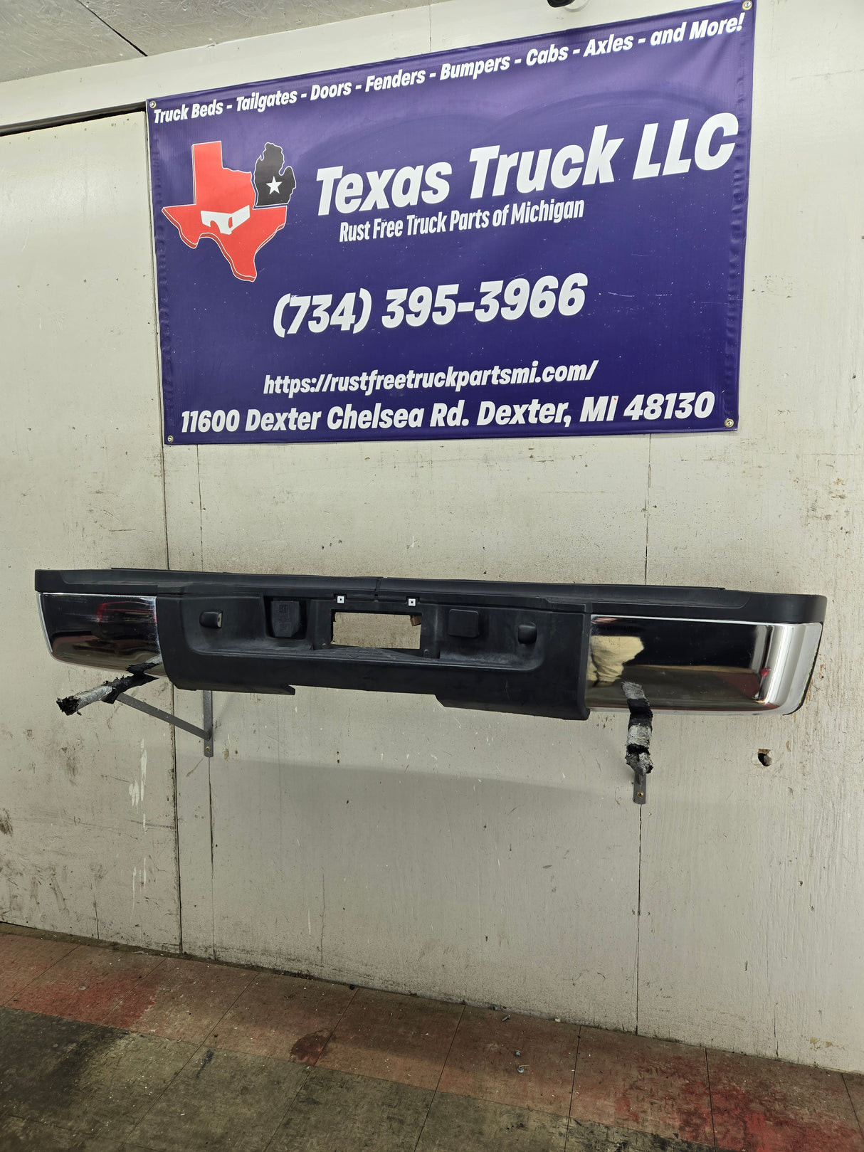 2011-2014 Chevrolet Silverado / GMC Sierra 2500 3500 HD Rear Bumper