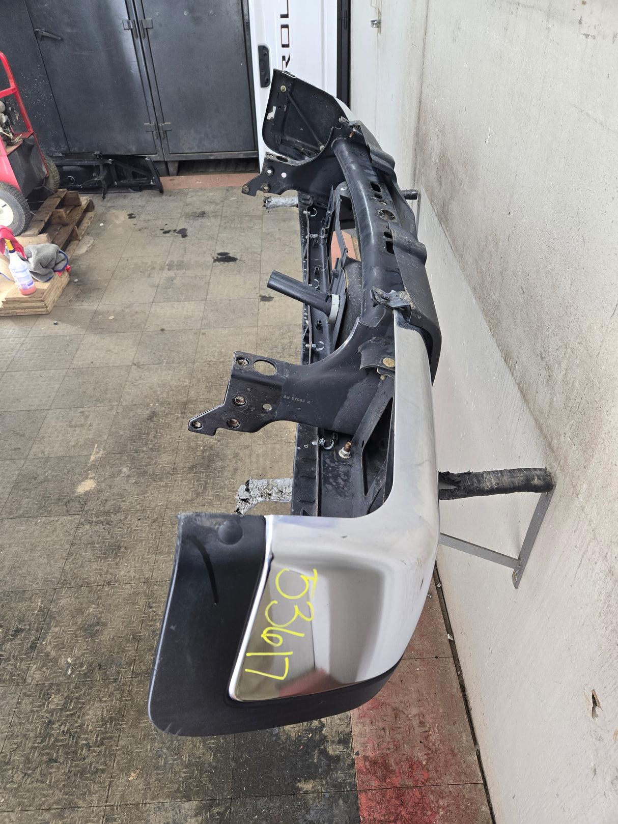 2011-2014 Chevrolet Silverado / GMC Sierra 2500 3500 HD Rear Bumper