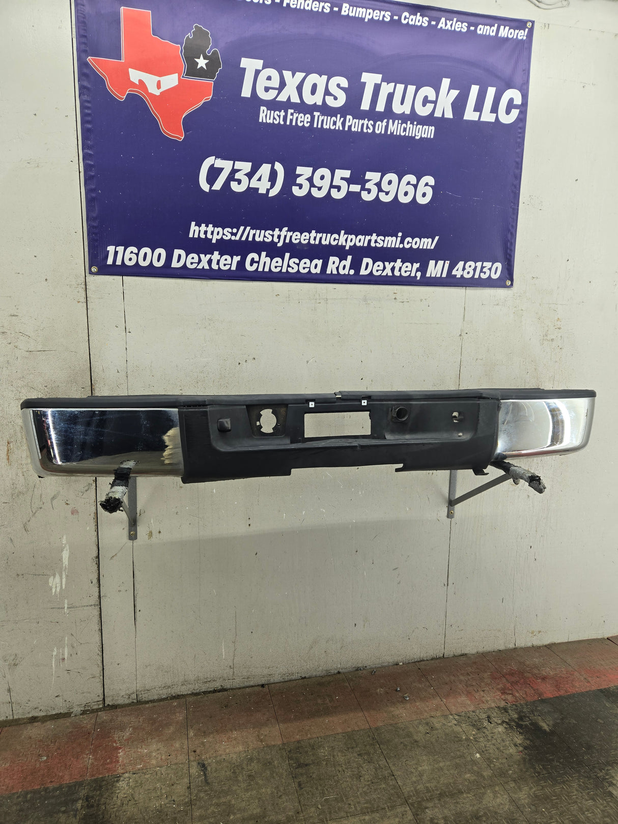 2011-2014 Chevrolet Silverado / GMC Sierra 1500 Rear Bumper