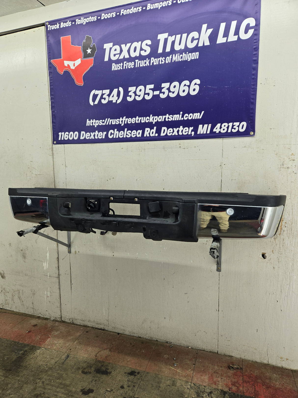 2011-2014 Chevrolet Silverado / GMC Sierra 2500 3500 HD Rear Bumper