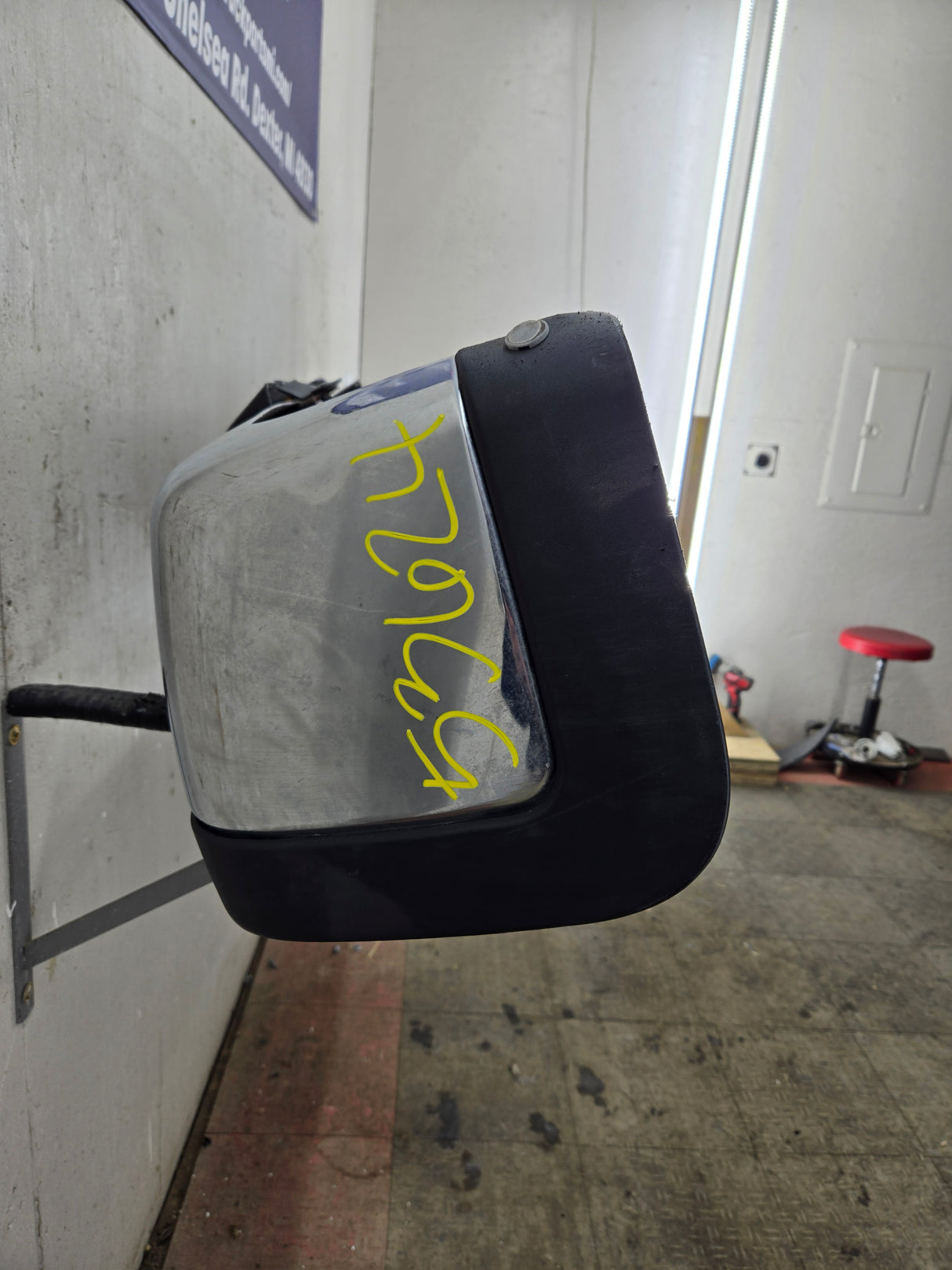 2011-2014 Chevrolet Silverado / GMC Sierra 2500 3500 HD Rear Bumper