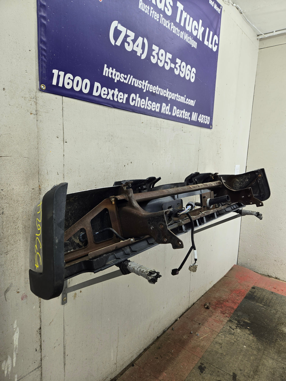 2011-2014 Chevrolet Silverado / GMC Sierra 2500 3500 HD Rear Bumper