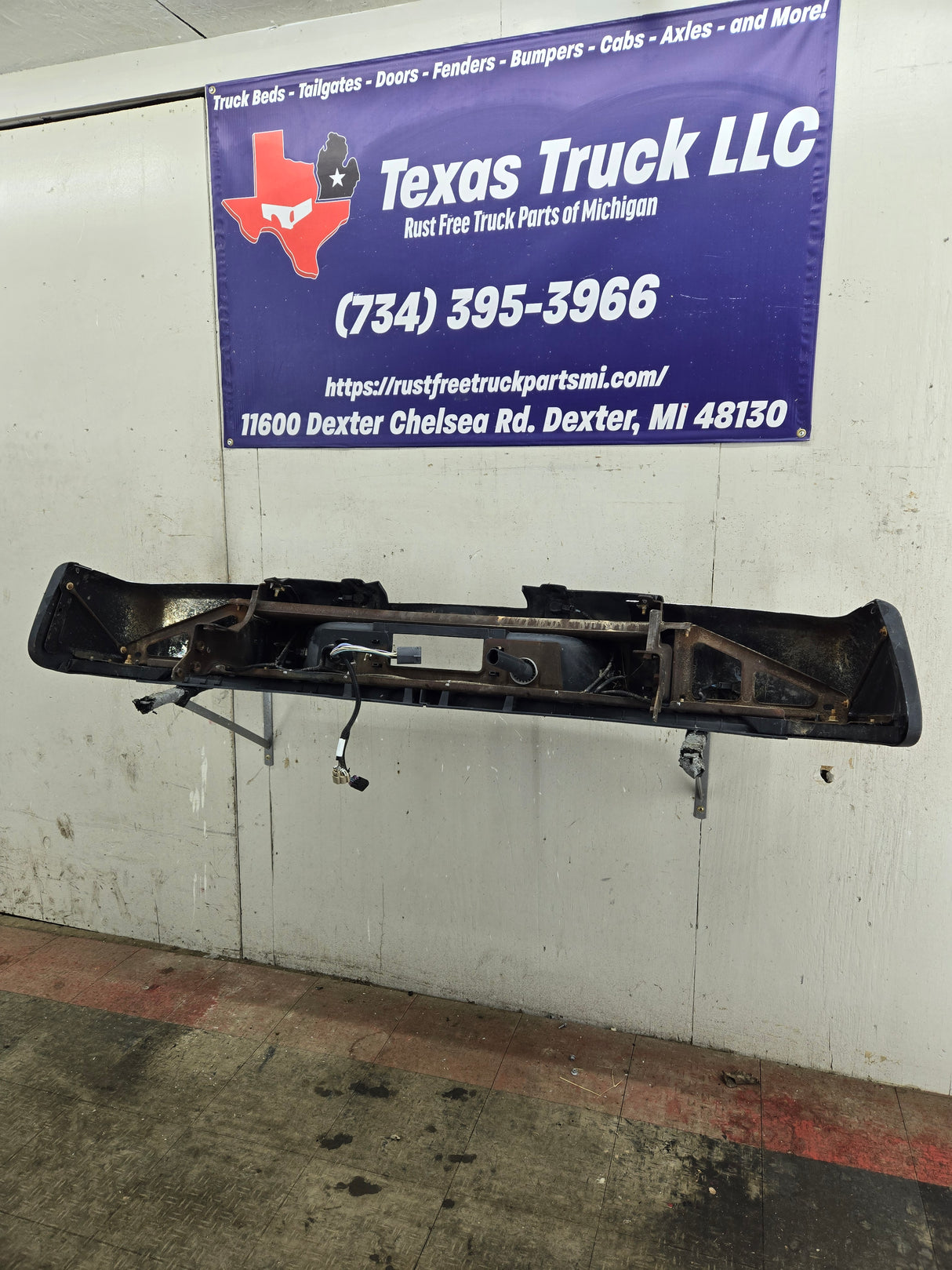 2011-2014 Chevrolet Silverado / GMC Sierra 2500 3500 HD Rear Bumper