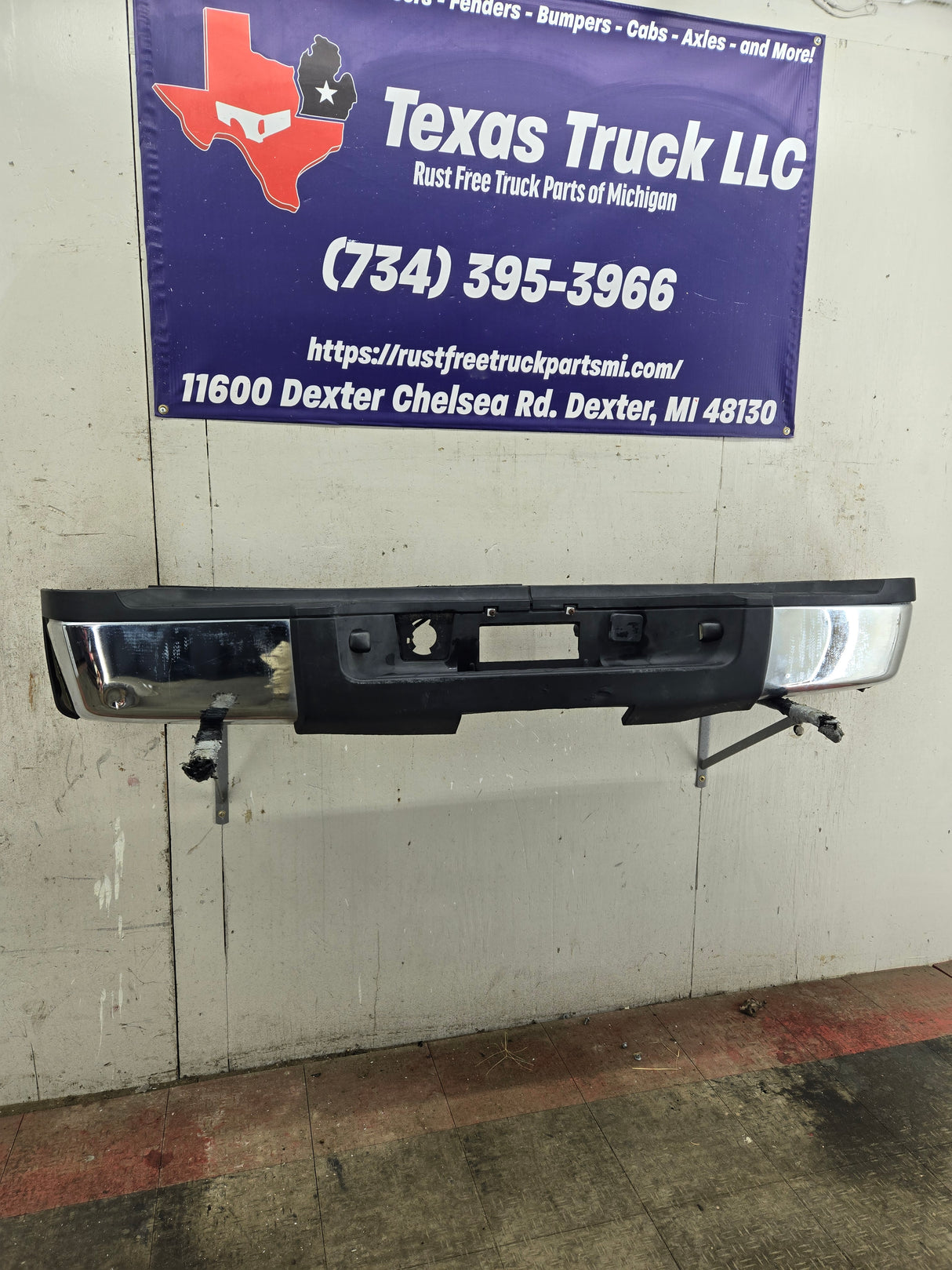 2011-2014 Chevrolet Silverado / GMC Sierra 2500 3500 HD Rear Bumper