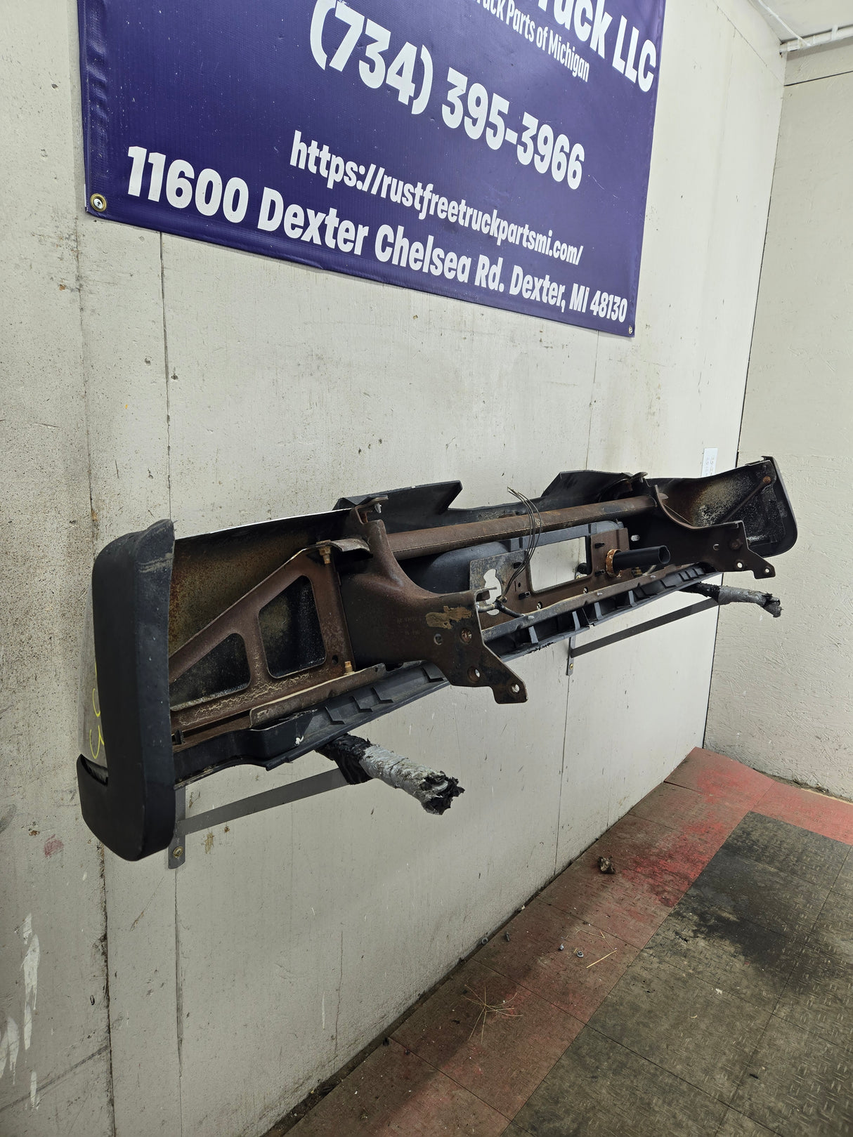 2011-2014 Chevrolet Silverado / GMC Sierra 2500 3500 HD Rear Bumper