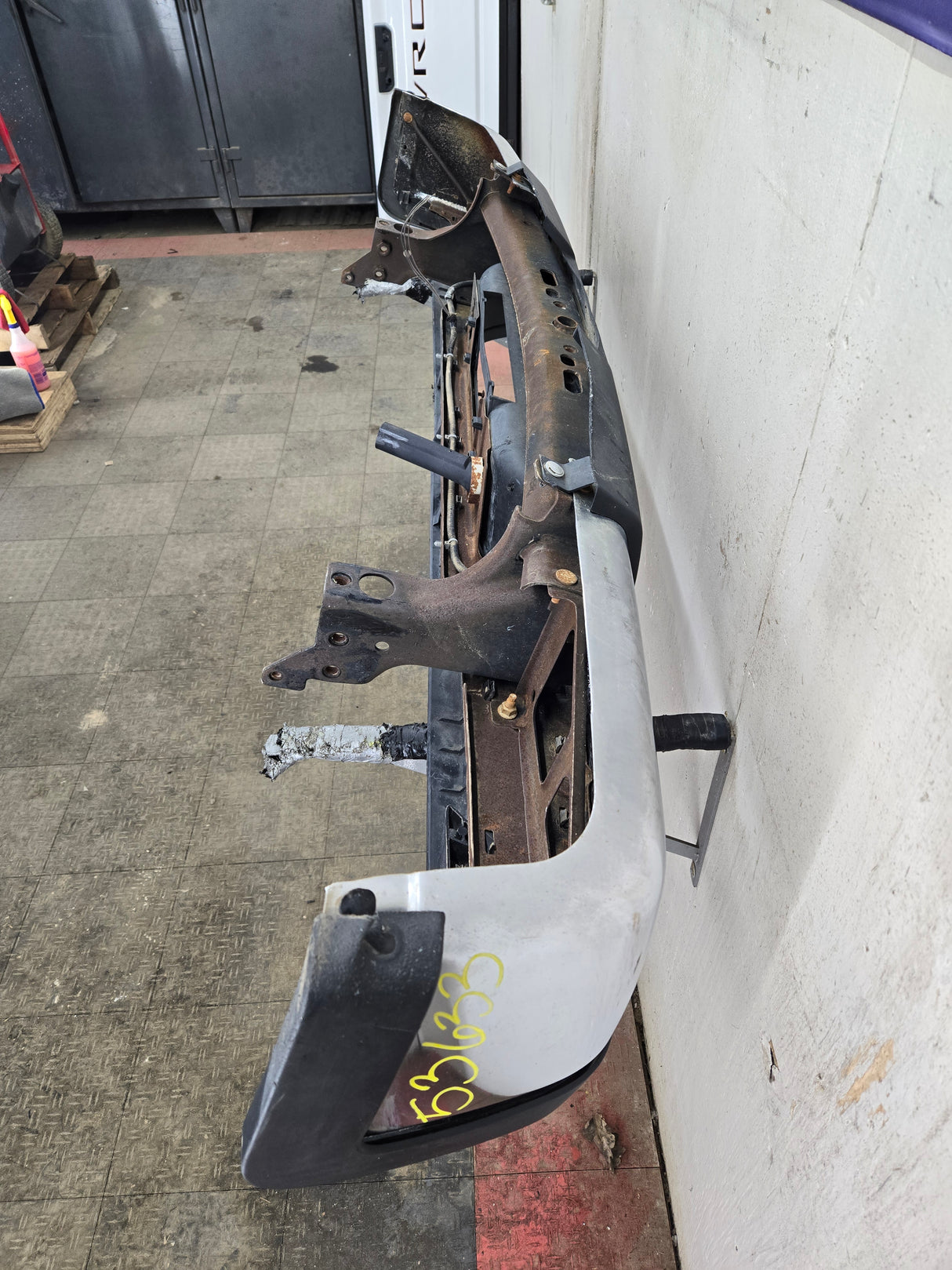 2011-2014 Chevrolet Silverado / GMC Sierra 2500 3500 HD Rear Bumper