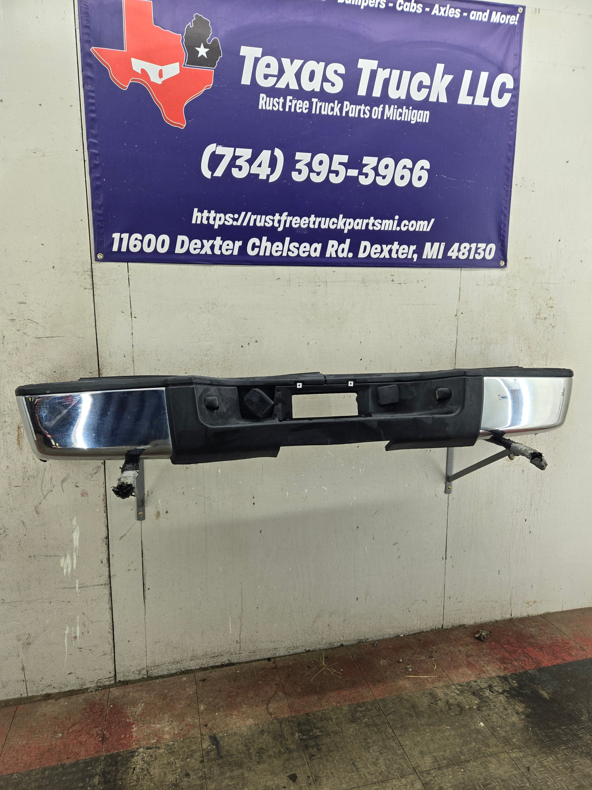 2011-2014 Chevrolet Silverado / GMC Sierra 1500 Rear Bumper